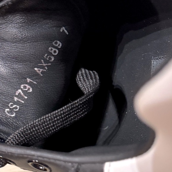 Dolce & Gabbana Daymaster Black & White Sneakers - Picture 11 of 11